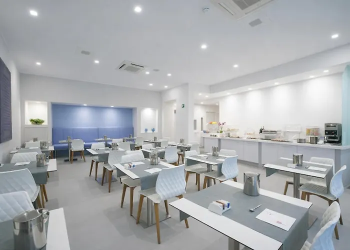 Hotel Hotiday Vittoria